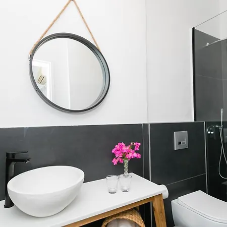 Port 7- Boutique Collection Agios Nikolaos (Crete)