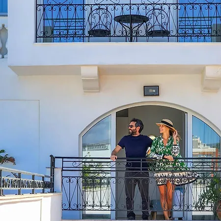 Port 7- Boutique Collection Agios Nikolaos (Crete)